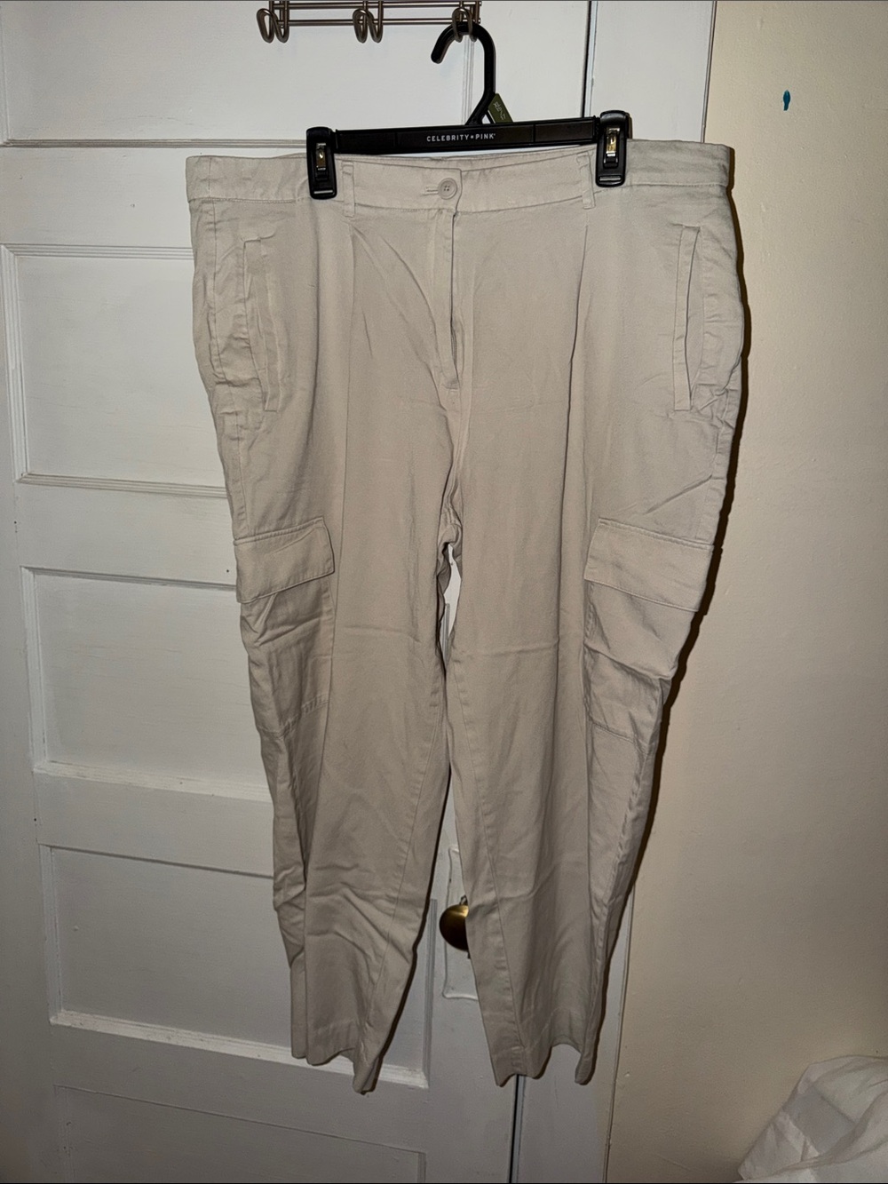 Old Navy Men's Cargo Pants in Light Beige